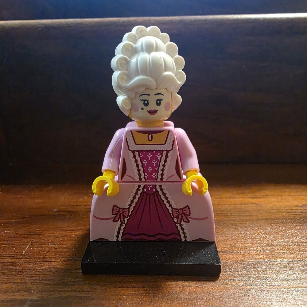 LEGO Minifigure Series 24 Rococo Aristocrat col421 Pink Dress White Wig 71037